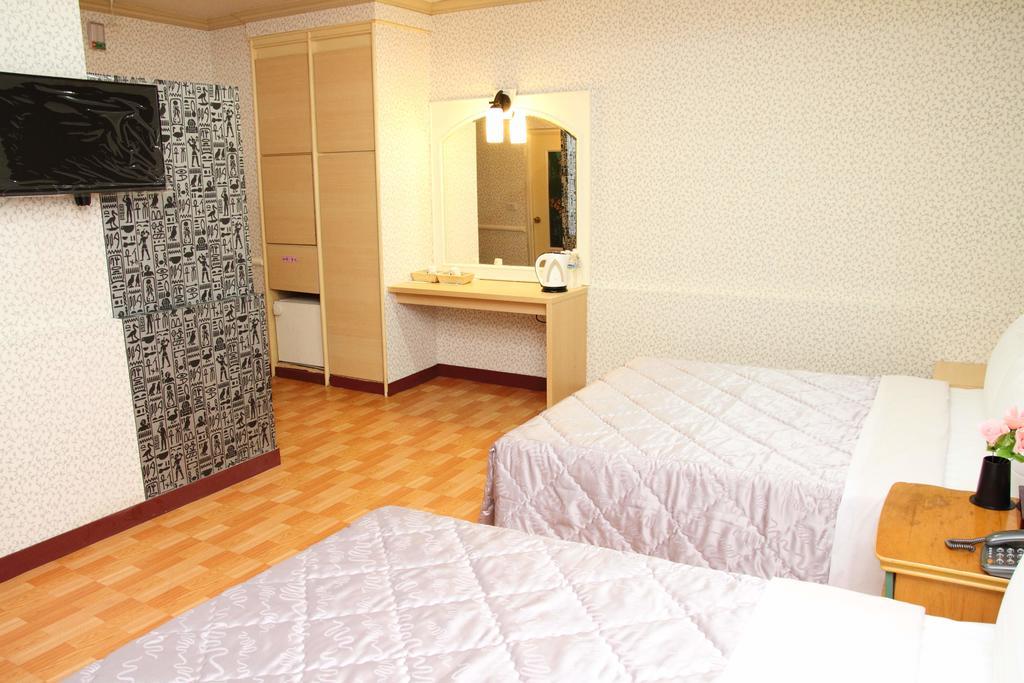 亜都 ホテル Bade 部屋 写真